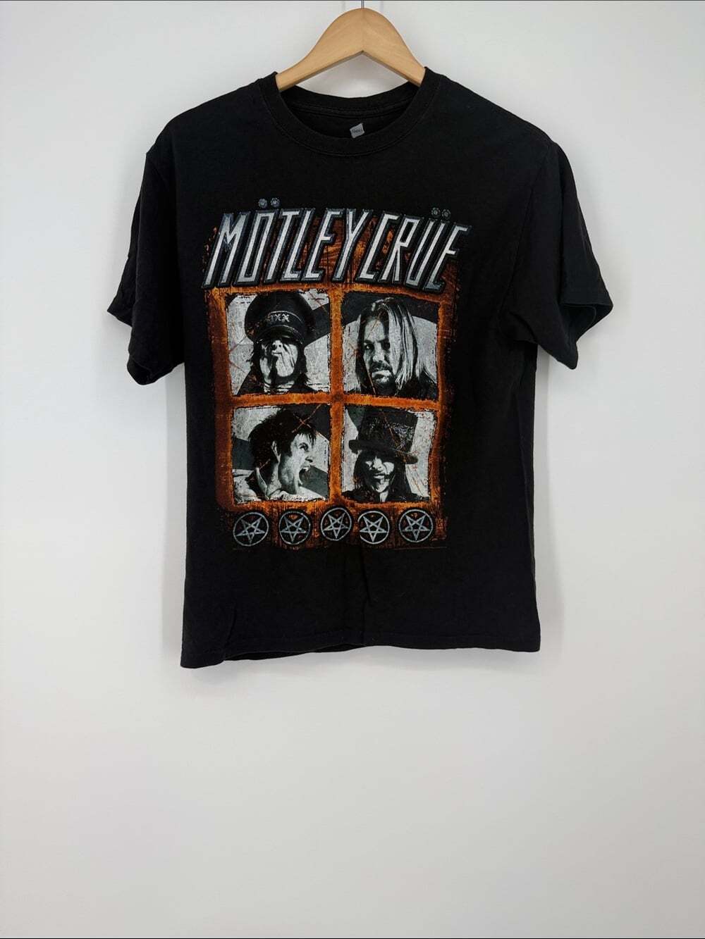 Motley Crue North American Tour T-Shirt 2013 Size Medium